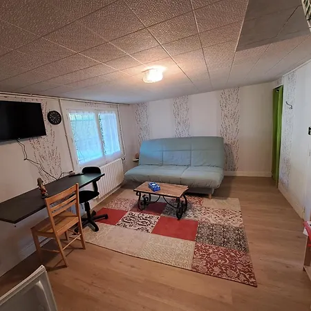 Studio Apartment *